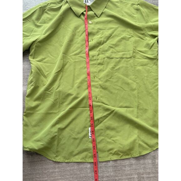 Marmot Shirt Mens Medium Green Pockets Short Sleeve Button-Up Outdoors Hiking - Picture 3 of 5